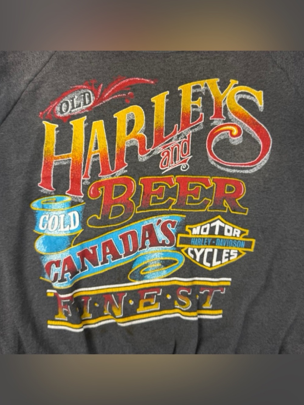 Vintage ‘80s Harley Davidson Canada’s Finest Old Harley’s And Cold Beer Crewneck - Picture 3 of 9
